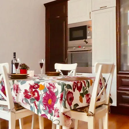 A Unique Space In The Heart Of Wroclaw. Spacious, Luxury In A Historic Building Wroclaw
