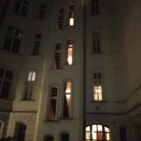 A Unique Space In The Heart Of Wroclaw. Spacious, Luxury In A Historic Building Apartment *